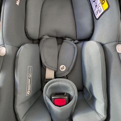 Maxi cosi pebble s infant carseat