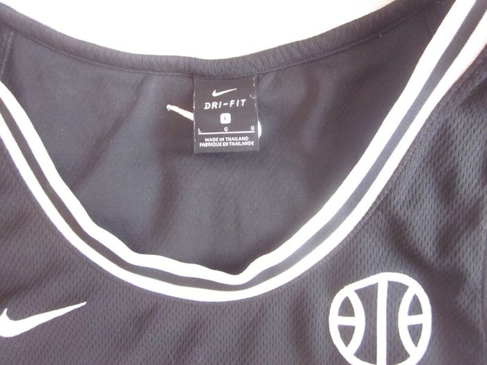 Nike Mens Sportwear DNA Jersey NY