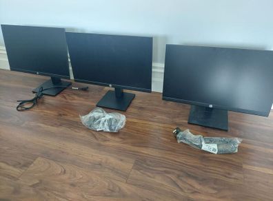HP Monitors x3 (Repair Needed)