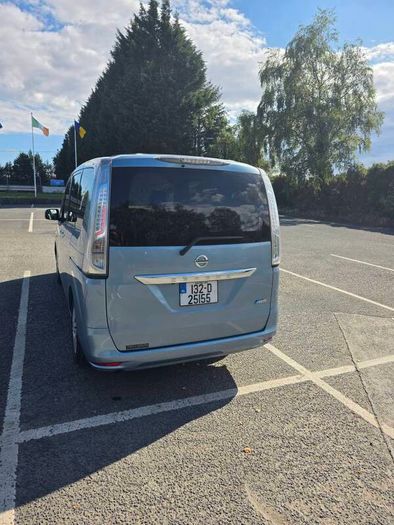 2013 Nissan Serena