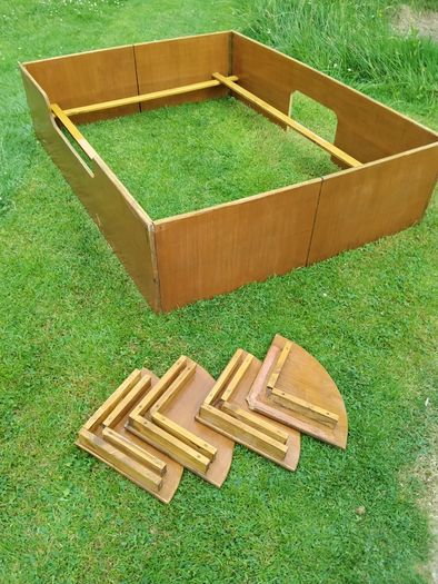 Portable Dog Whelping Box