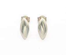 925 Vintage Sterling Silver Leaf Stud Earrings