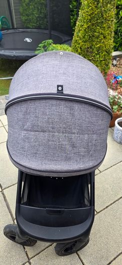 BUNDLE  Stokke pram, next to me cot and Nuna leaf grow  (excellent condition)