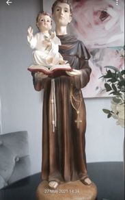 large religious statue of saint anthony