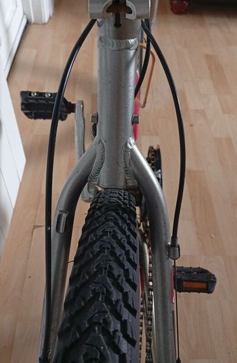TREK 3500 ((26"))-((21 SPEED))-((Lightweight))