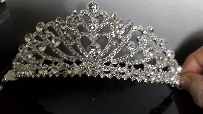 Bride's Designer Crystal Head piece