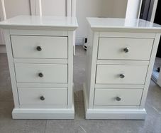 Bedside lockers