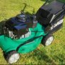 Petrol lawnmower with grassbox Image 2