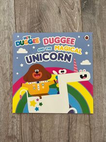 Hey Duggee: Duggee and The Magical Unicorn Picture Book