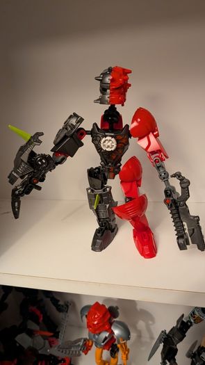 Hero factory splitface