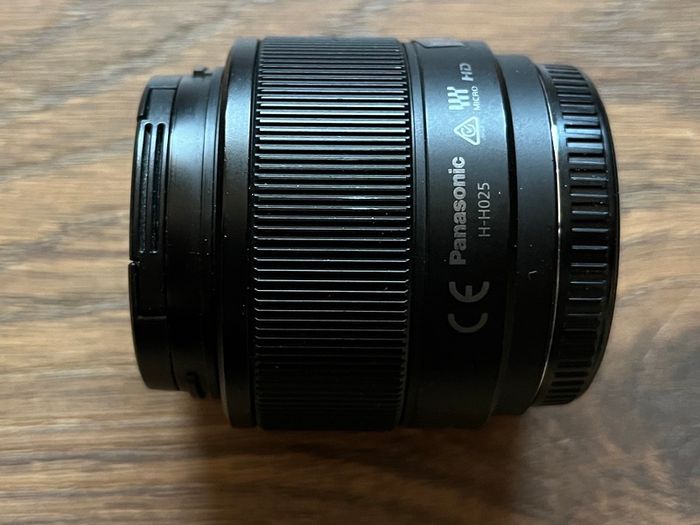 Panasonic 25mm f1.7