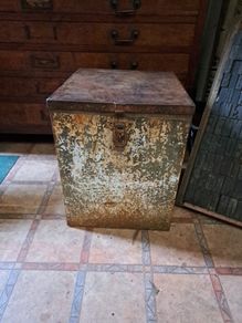 Vintage Metal Trunk