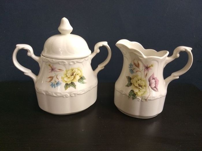 Fabulous J&G Meakin Coffee Set for Six in the Sterling Shape and a Pretty Floral Pattern Called "Springfield"