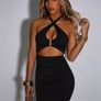 Black dress with a neckline Image 4