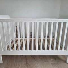 Mamas and Papas sleigh cot / toddler bed