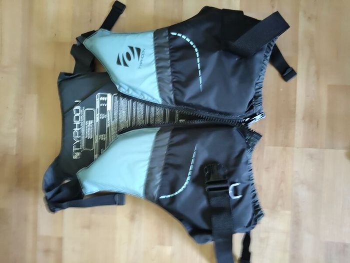 Buoyancy Aid. Typhoon. 50N.