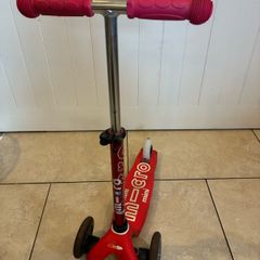 Mini Micro Deluxe LED Scooter