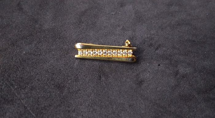Vintage Gold Tone Brooch with Clear Stone Accents