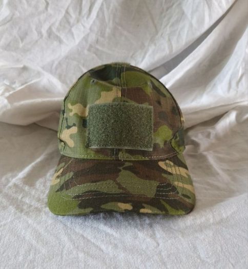 WOODLAND ,  camouflage , baseball cap.