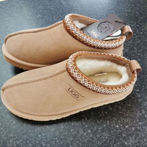 Uggs Tasman slippers