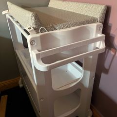 Changing table