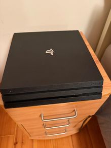sony ps4 pro 1tb jailbroken modded
