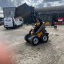 Skid steer Image 3