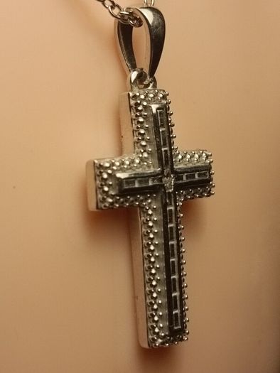 Sterling Silver Solid Cross and Chain