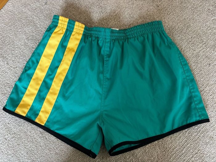 Vintage Human Race Sports Wear Green Running Shorts (Size L)