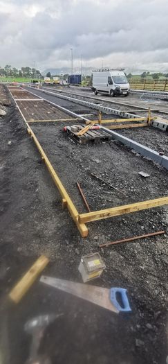 Groundworks, Fencing, Paving, concrete pouring