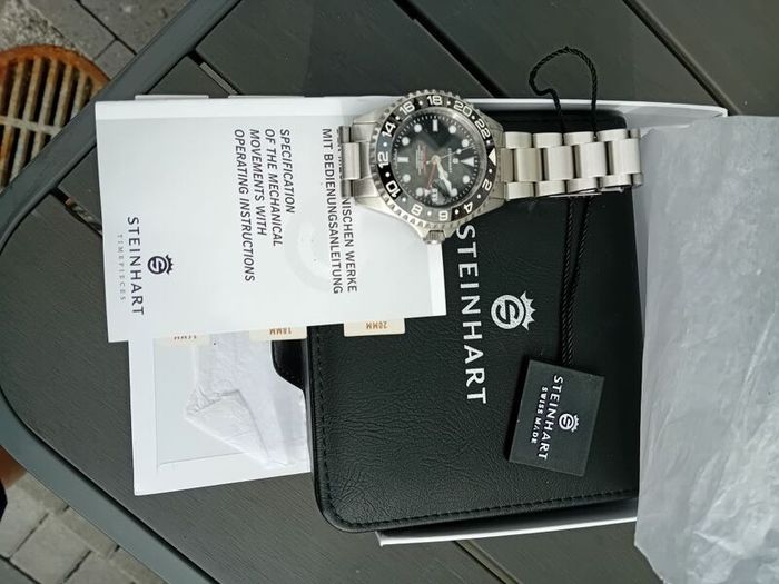 Steinhart GMT ocean one premium Mans Automatic watch