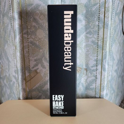 Huda BeautyEasy Bake Setting Spray 100ml