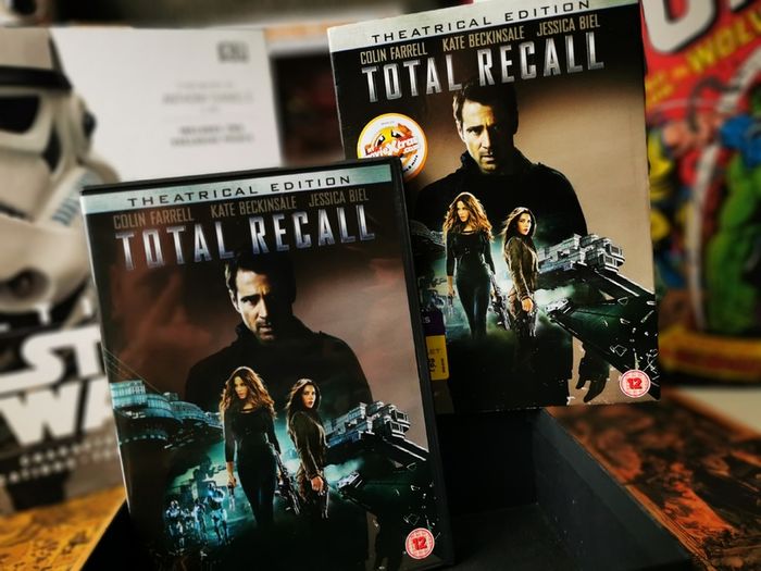 Total Recall ! Theatrical Edition ! DVD ! 2012 ! Starring Collin Farell ! Sci-Fi Movie !