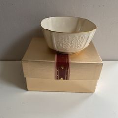 Lenox Arcadia dish