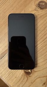 iPhone 8 128GB Unlocked