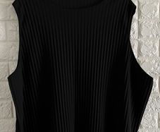 Plus Size Sleeveless Top