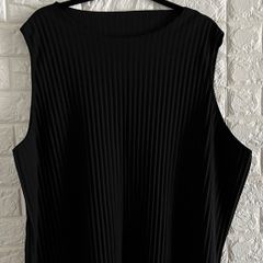 Plus Size Sleeveless Top