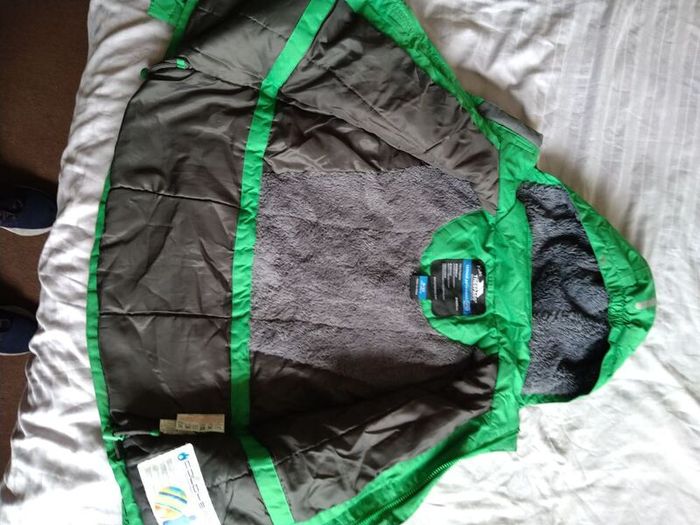 Trespass jacket 9-10 yr