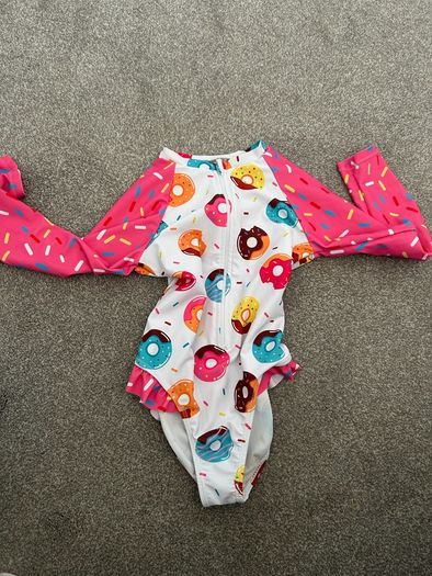 2 x 7y girl swimsuit