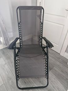 Reclining garden chair
