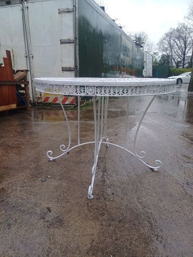 cast iron tables