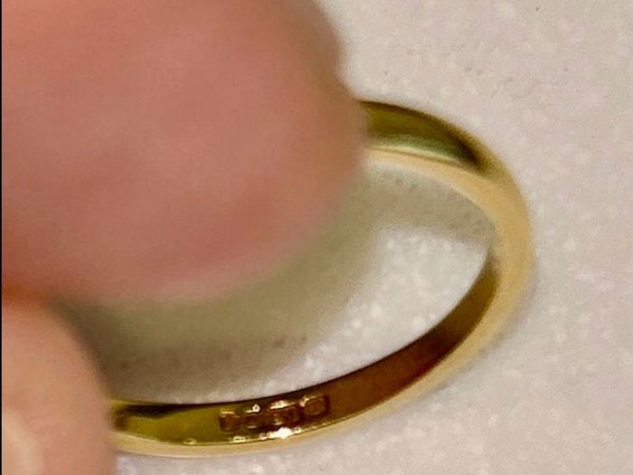 Antique diamond and sapphire ring
