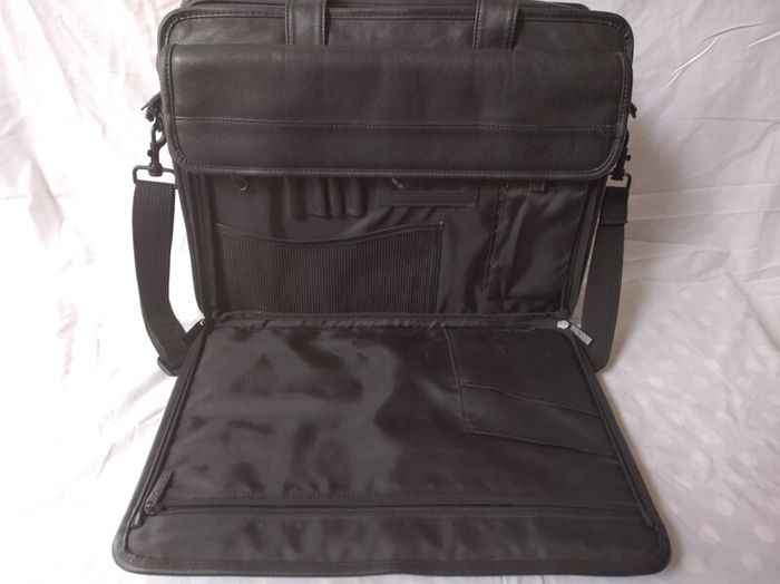 Dell Leather Laptop Case