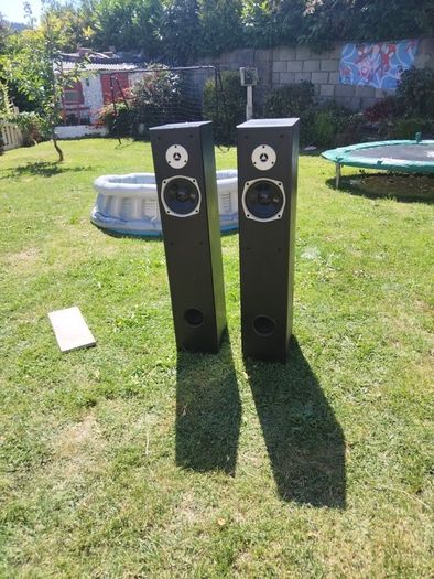 speakers