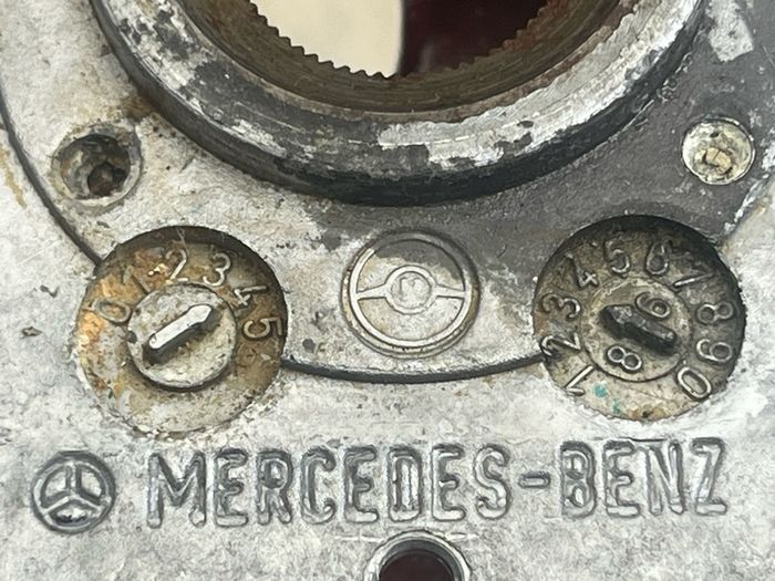 Mercedes Steering Wheel 80's SL