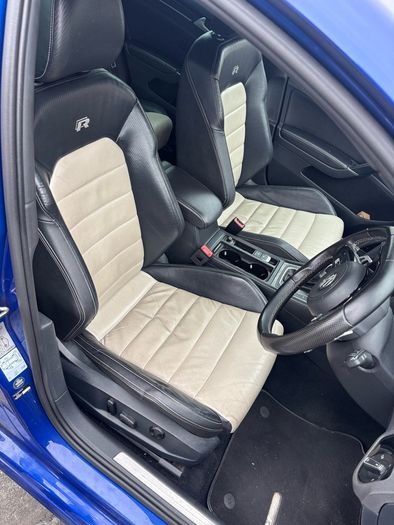 Volkswagen Golf R