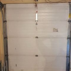 Garage door ; insulated ; original overhead door ; sectional