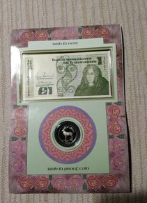 Central Bank Presentation Set