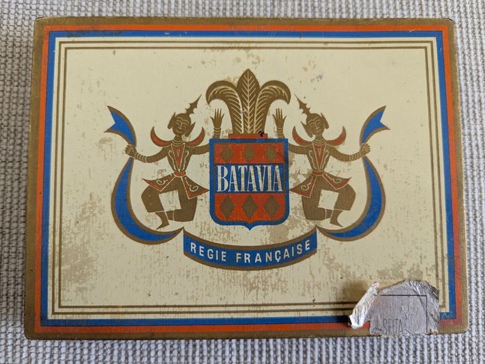 Vintage Batavia Regie Francaise 10 Cigar Tin