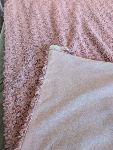Pink rose throw and grey throw